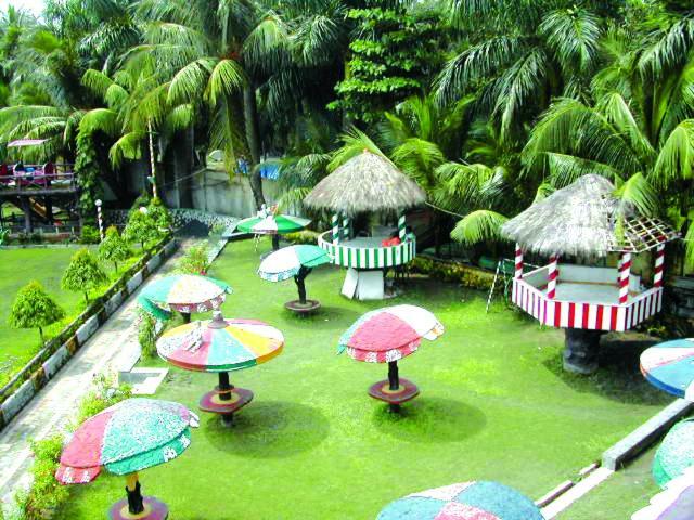 Palm Village Resort Calcuta Exterior foto
